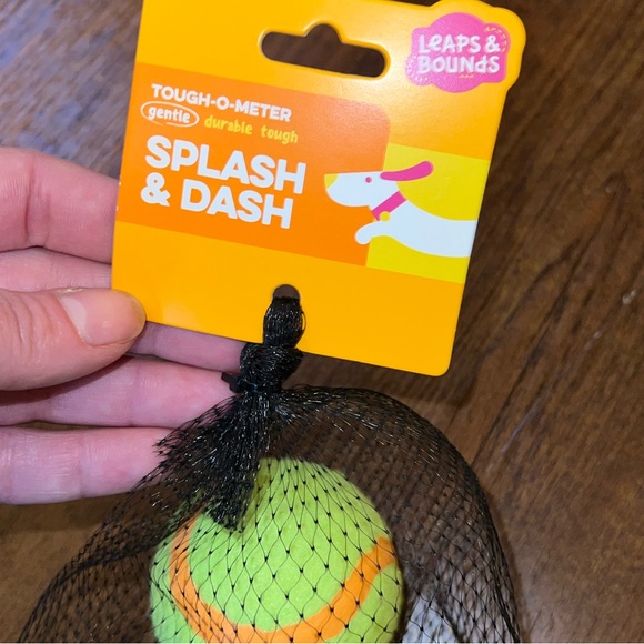 3/$15 NWT Dog Tennis Ball Set - Blue, Green, Yellow - Picture 7 of 7